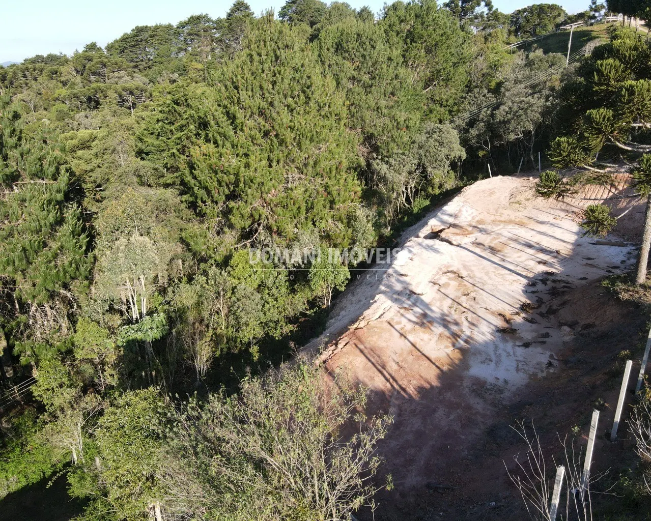Terreno à venda de 1.010 m² em Campos do Jordão, SP, Brasil