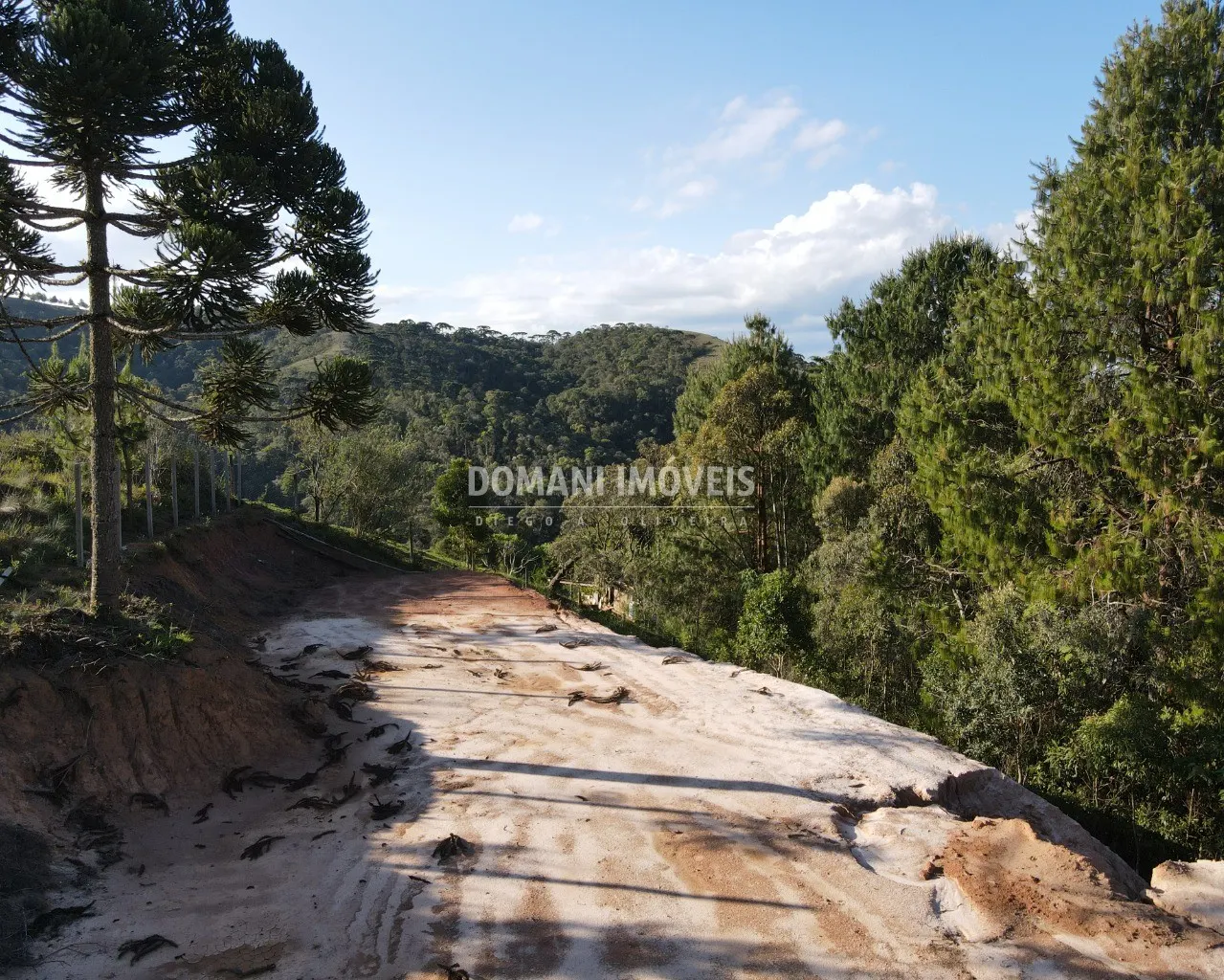Terreno à venda de 1.010 m² em Campos do Jordão, SP, Brasil