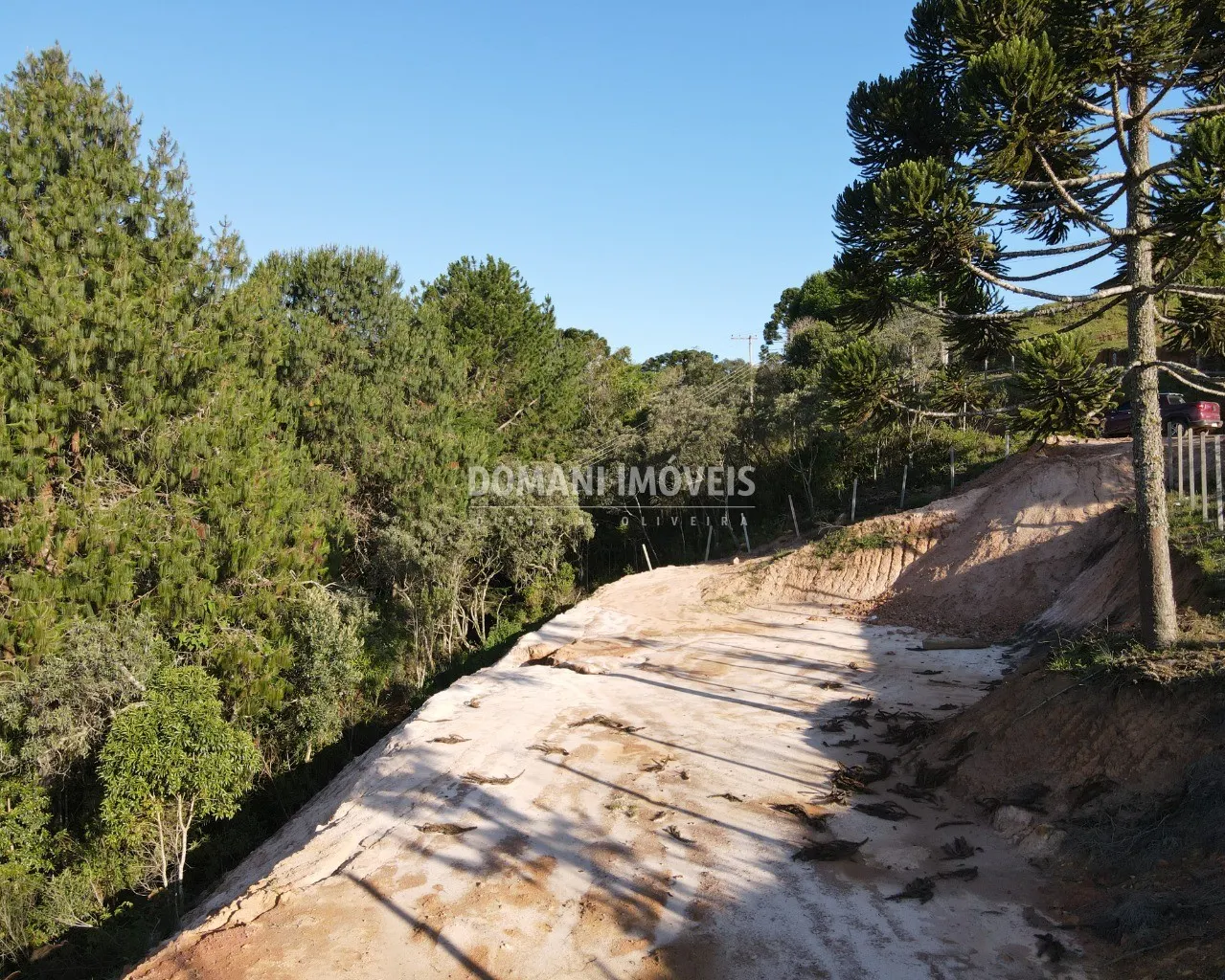 Terreno à venda de 1.010 m² em Campos do Jordão, SP, Brasil