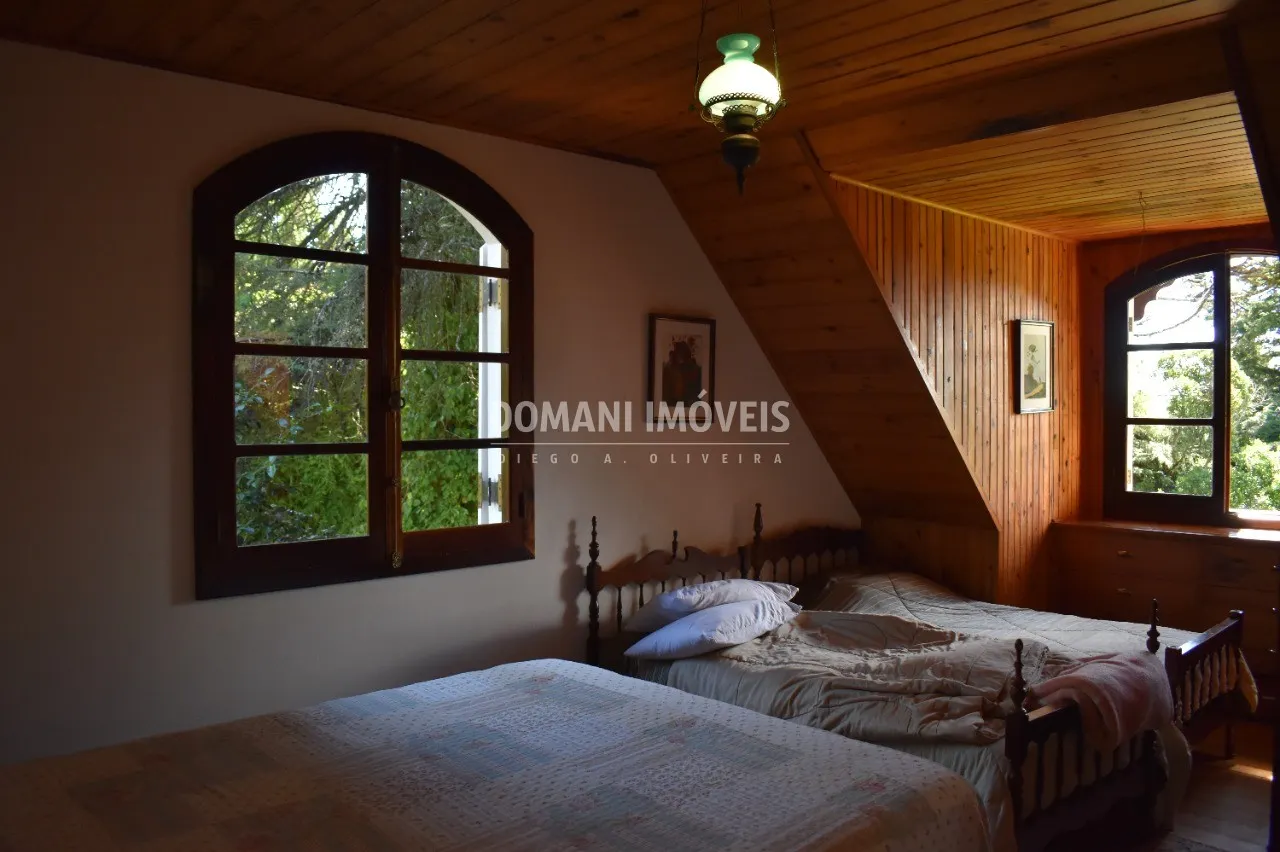 Casa à venda de 4.810 m² em Campos do Jordão, SP, Brasil