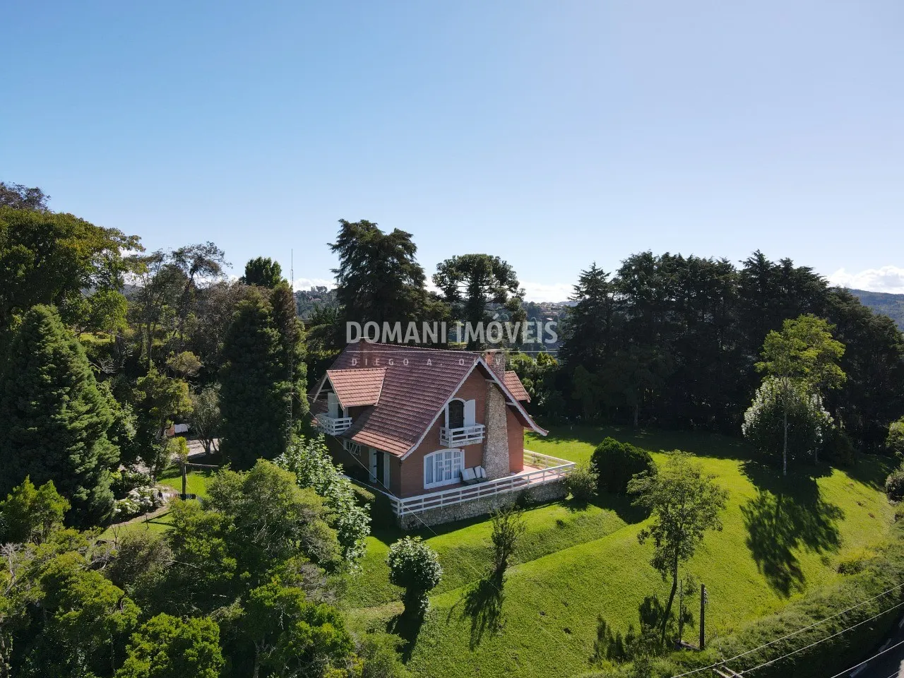 Casa à venda de 4.810 m² em Campos do Jordão, SP, Brasil