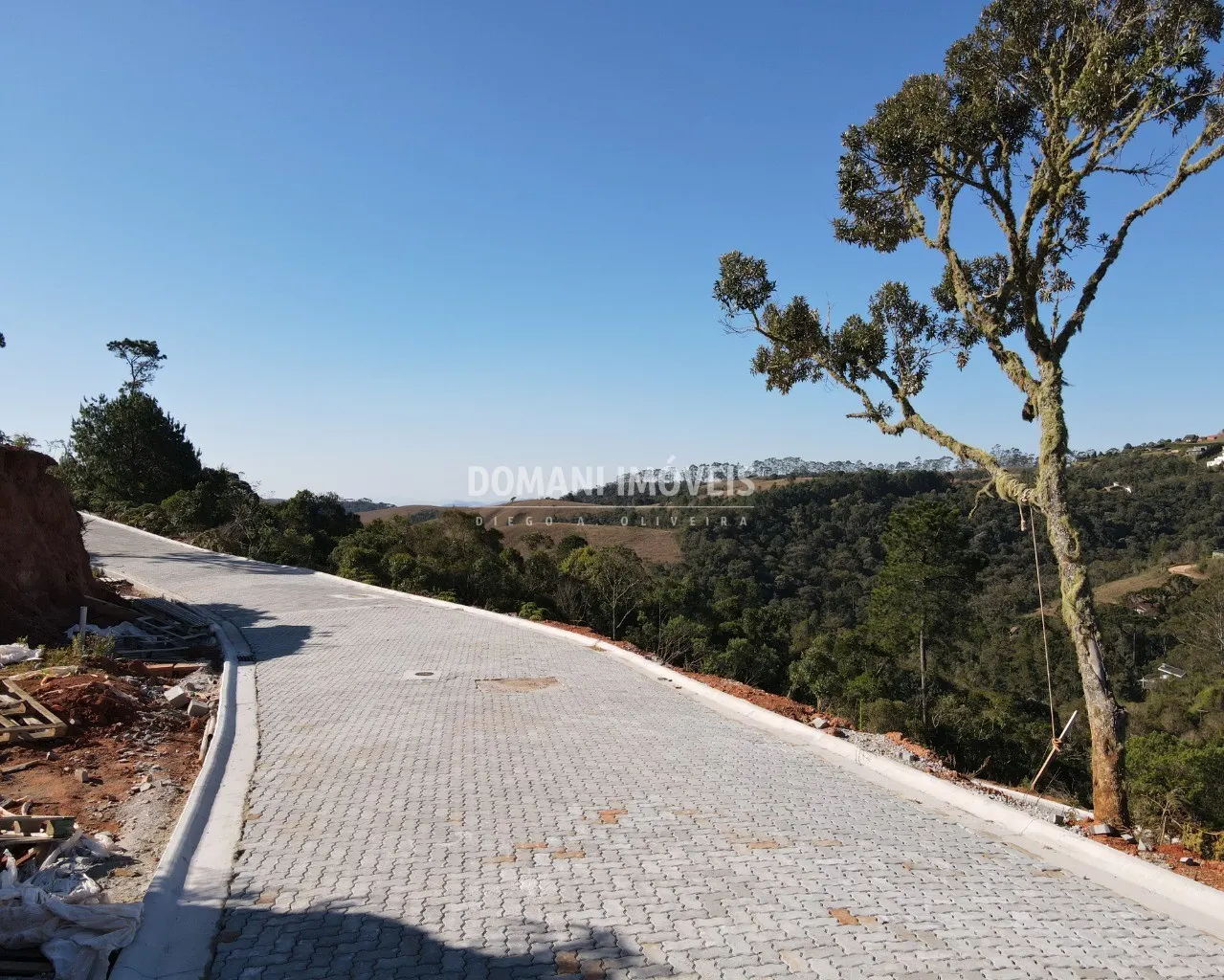 Plot for sale of 380 m² in Campos do Jordão, SP, Brazil