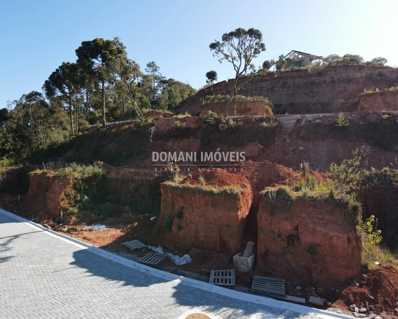 Plot for sale of 380 m² in Campos do Jordão, SP, Brazil