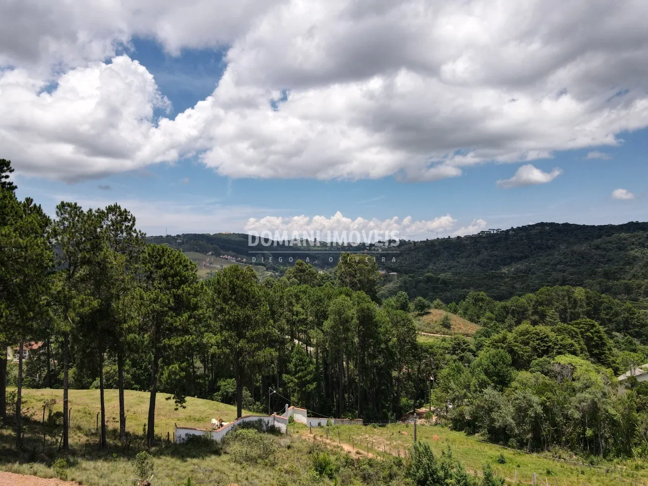 Plot for sale of 1,350 m² in Campos do Jordão, SP, Brazil
