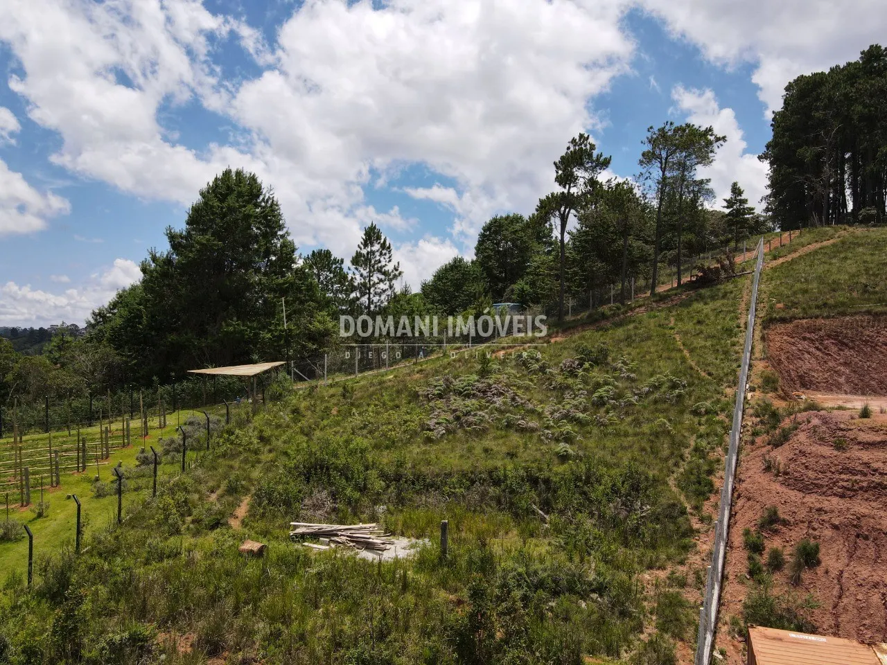 Plot for sale of 1,350 m² in Campos do Jordão, SP, Brazil