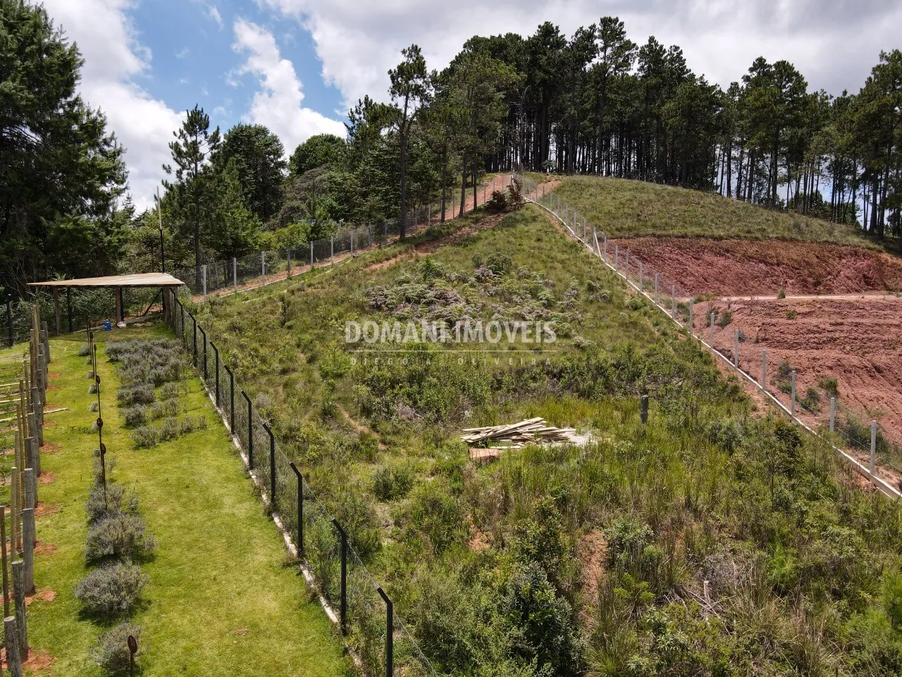 Plot for sale of 1,350 m² in Campos do Jordão, SP, Brazil