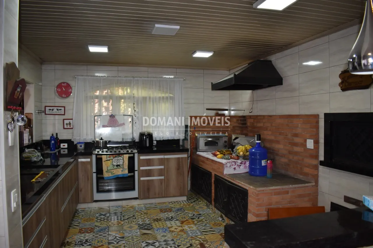 Casa à venda de 1.140 m² em Campos do Jordão, SP, Brasil