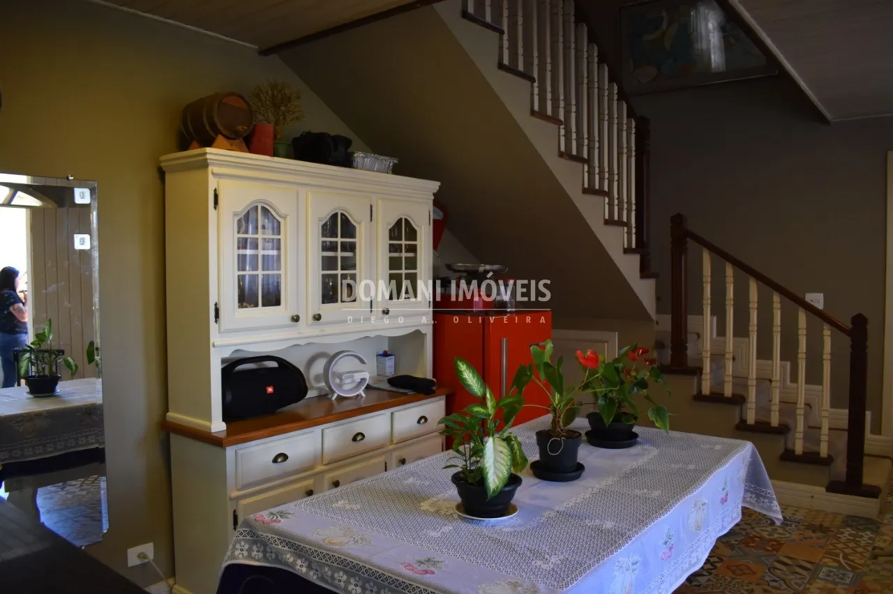 Casa à venda de 1.140 m² em Campos do Jordão, SP, Brasil