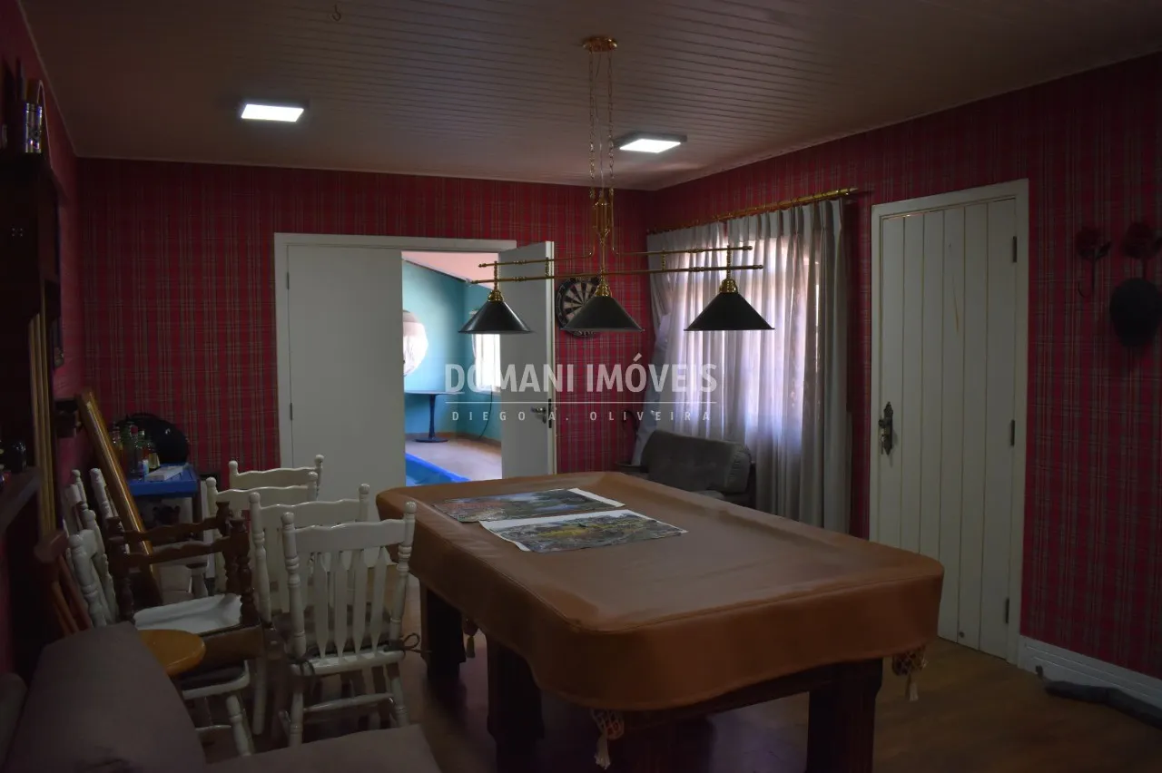 Casa à venda de 1.140 m² em Campos do Jordão, SP, Brasil