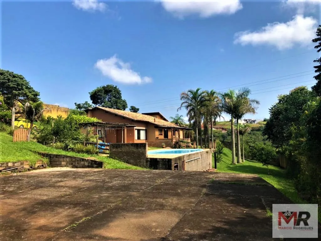 Country home for sale of 2 acres in Pouso Alegre, MG, Brazil