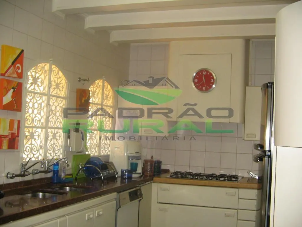 Chácara à venda de 1 ha em Valinhos, SP, Brasil