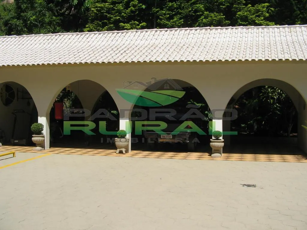 Chácara à venda de 1 ha em Valinhos, SP, Brasil