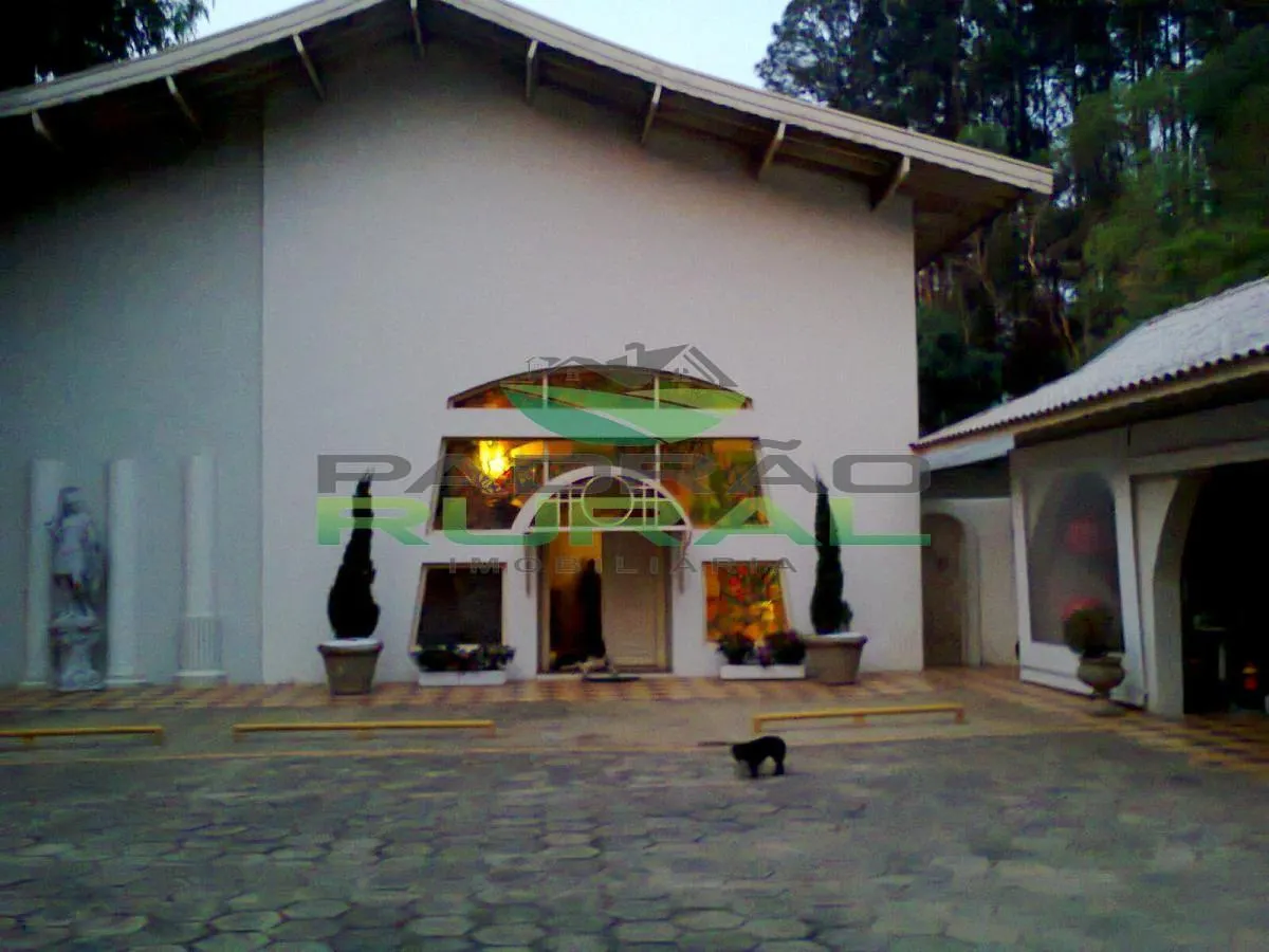 Chácara à venda de 1 ha em Valinhos, SP, Brasil