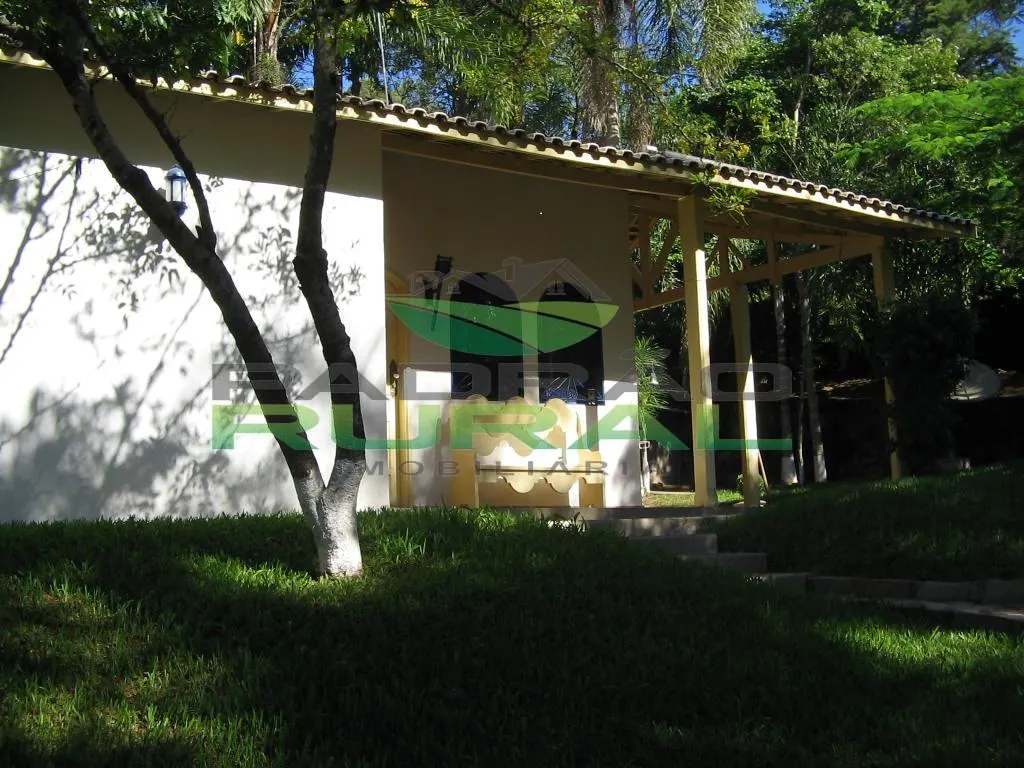 Chácara à venda de 1 ha em Valinhos, SP, Brasil
