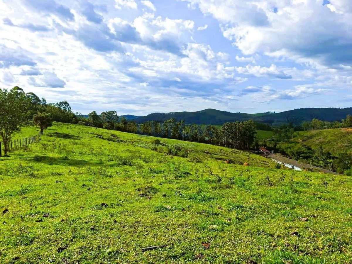 Sítio à venda de 18 ha em Bragança Paulista, SP, Brasil
