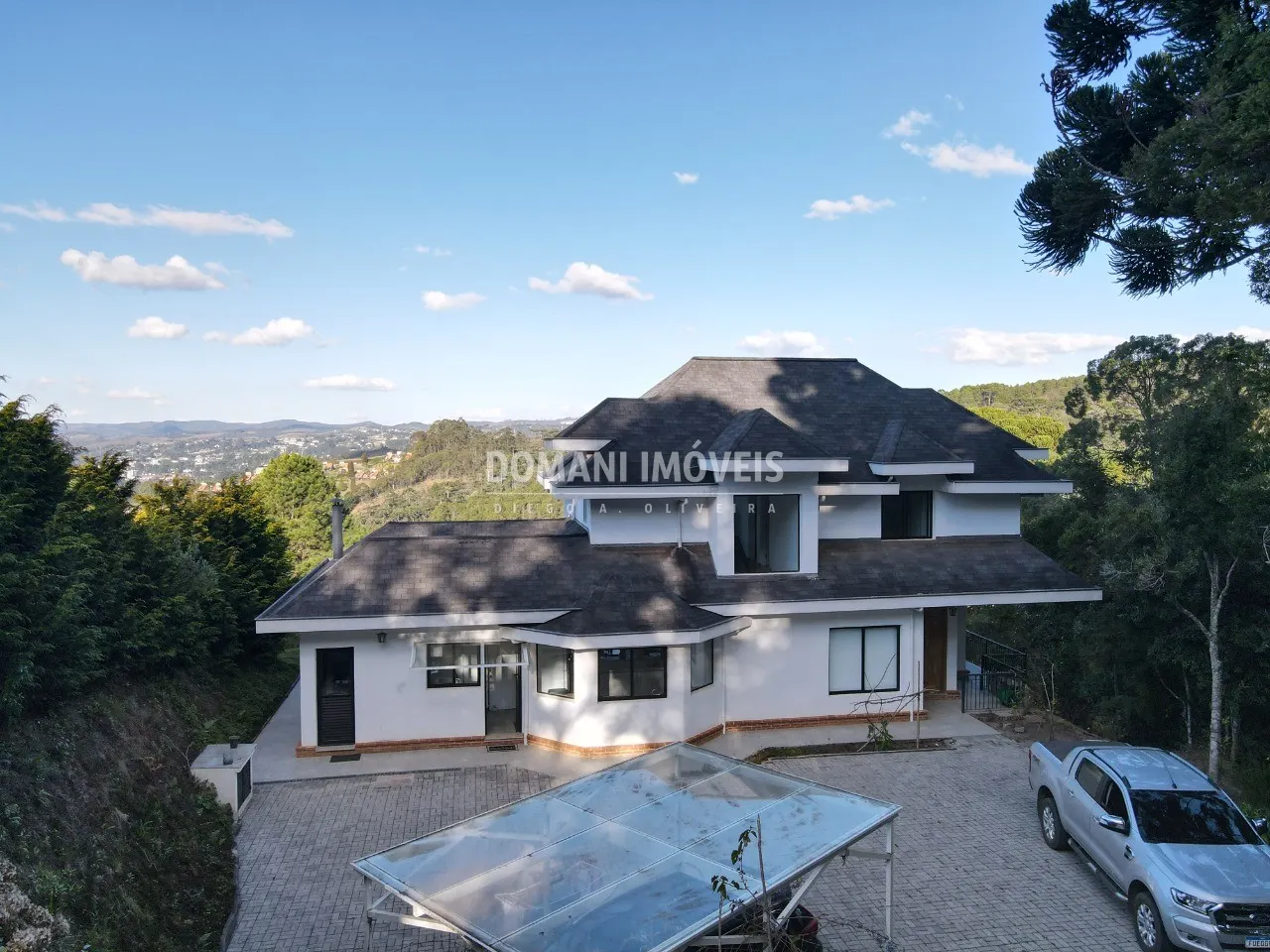 Casa à venda de 1.110 m² em Campos do Jordão, SP, Brasil