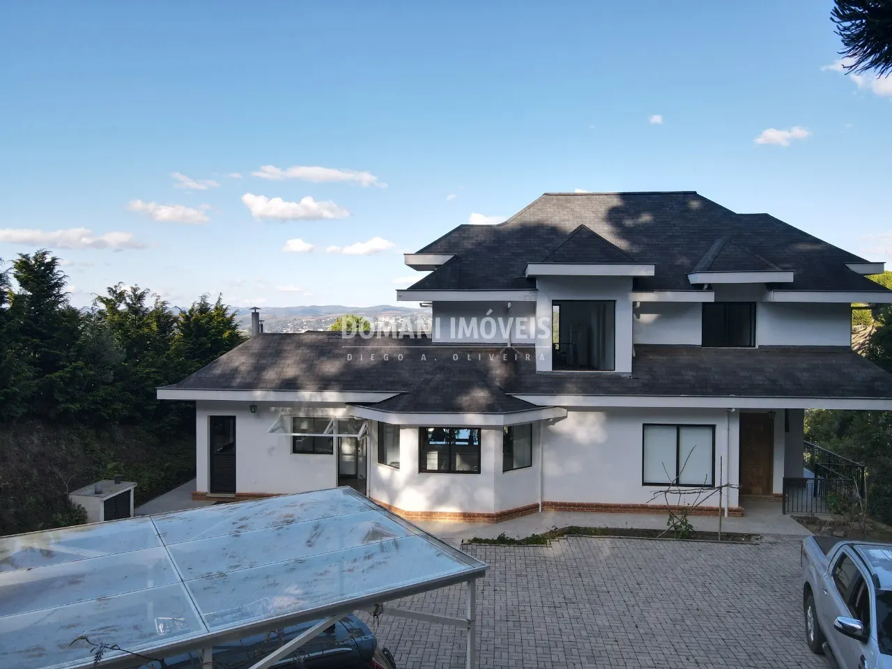 Casa à venda de 1.110 m² em Campos do Jordão, SP, Brasil