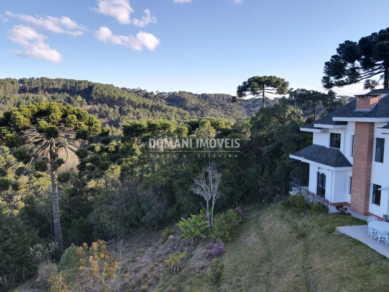 Casa à venda de 1.110 m² em Campos do Jordão, SP, Brasil