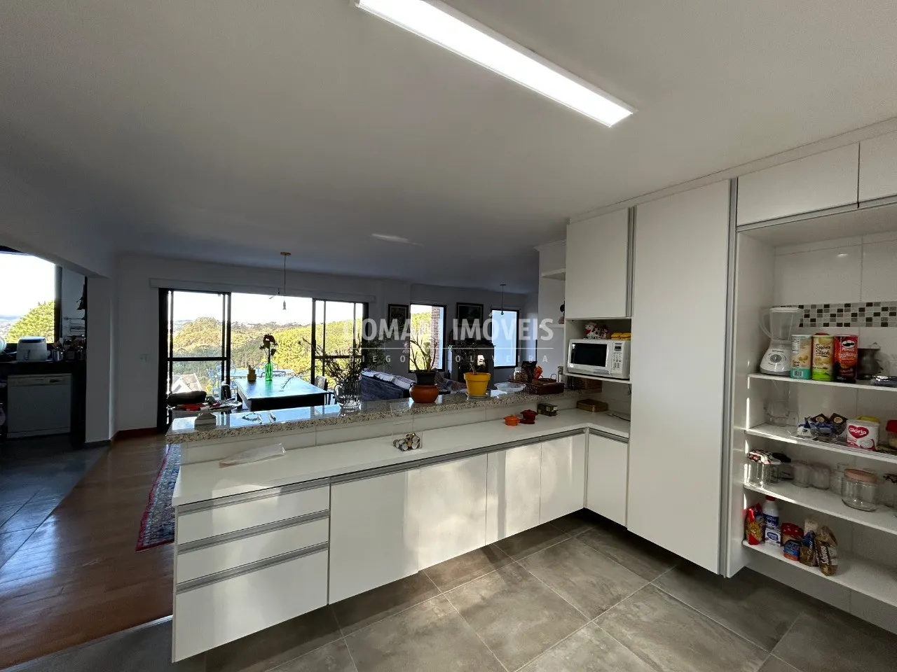 Casa à venda de 1.110 m² em Campos do Jordão, SP, Brasil