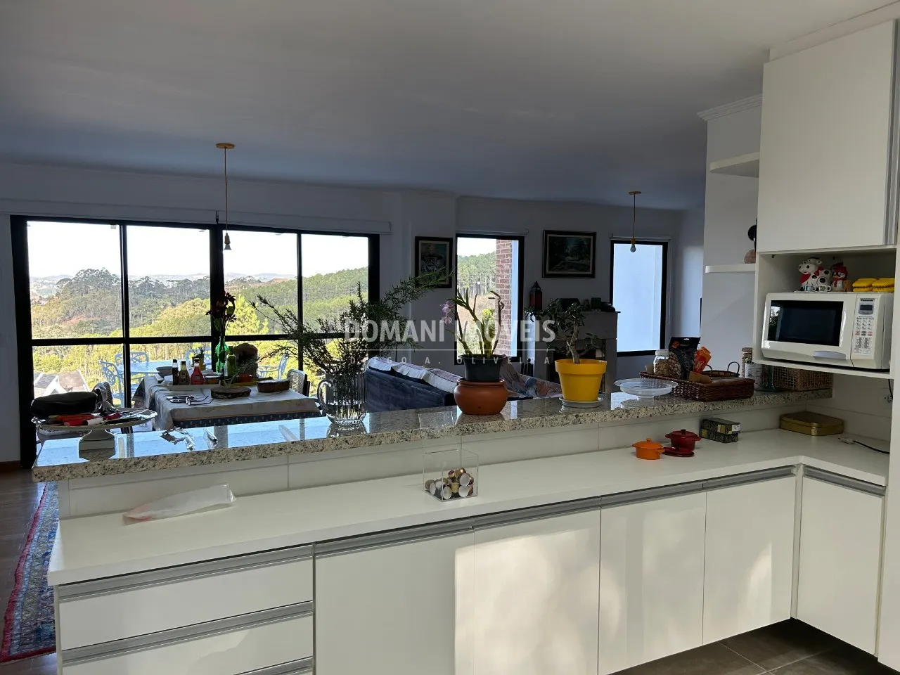 Casa à venda de 1.110 m² em Campos do Jordão, SP, Brasil