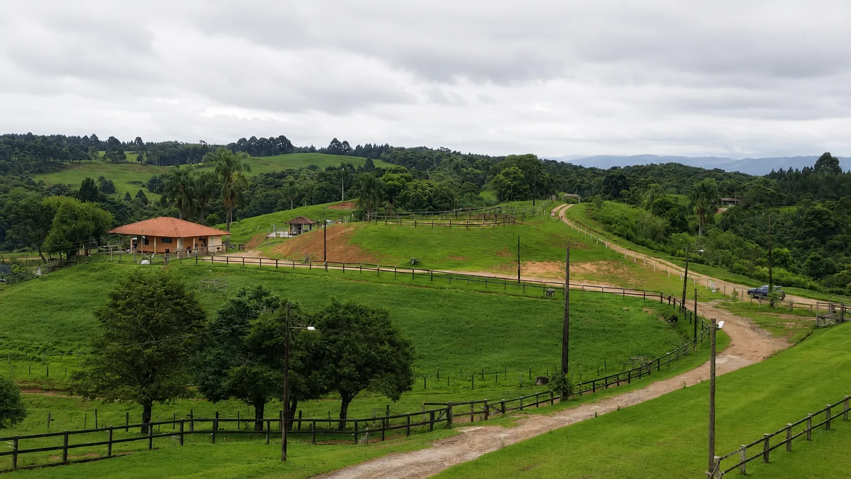 Haras à venda de 52 ha em Tijucas do Sul, PR, Brasil
