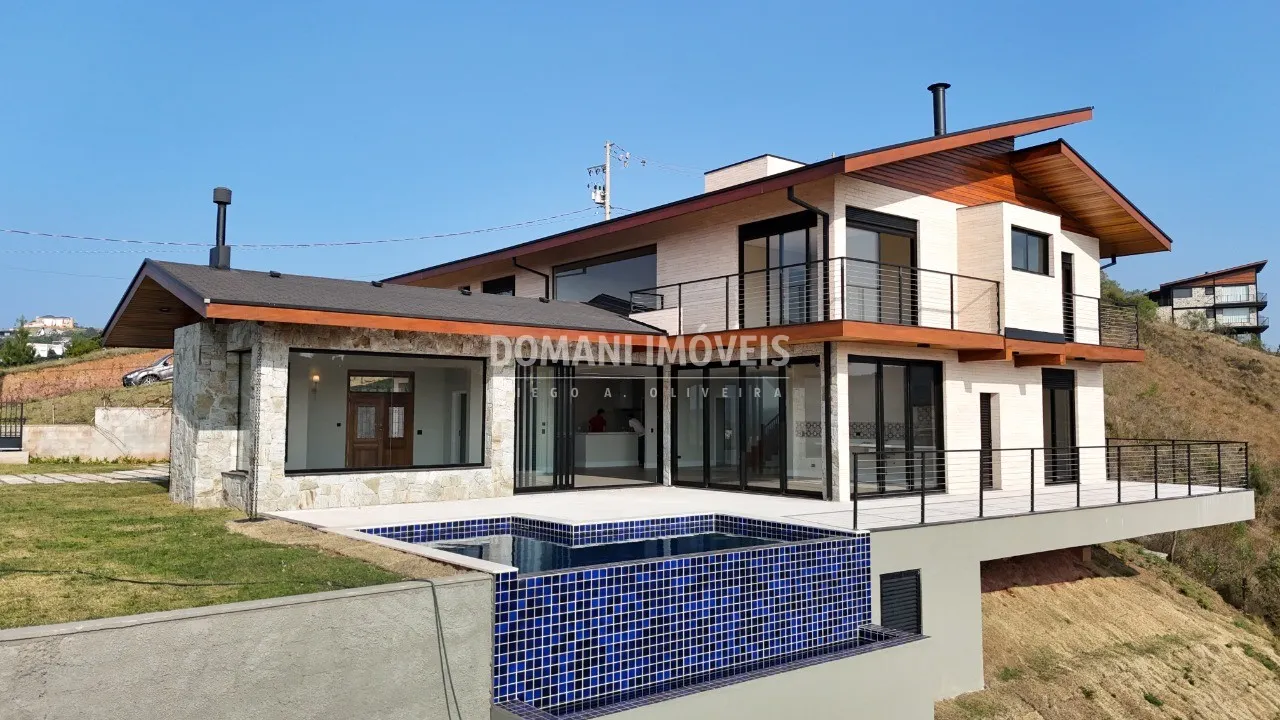 Casa à venda de 2.520 m² em Campos do Jordão, SP, Brasil