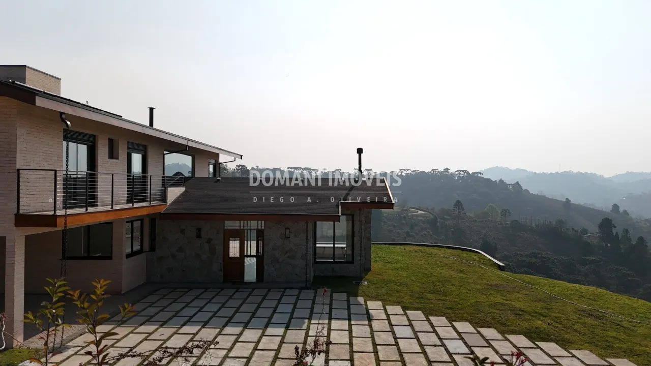 Casa à venda de 2.520 m² em Campos do Jordão, SP, Brasil
