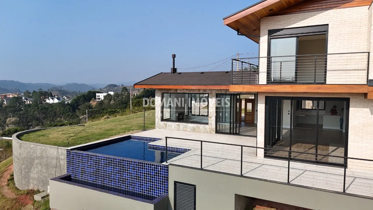 Casa à venda de 2.520 m² em Campos do Jordão, SP, Brasil