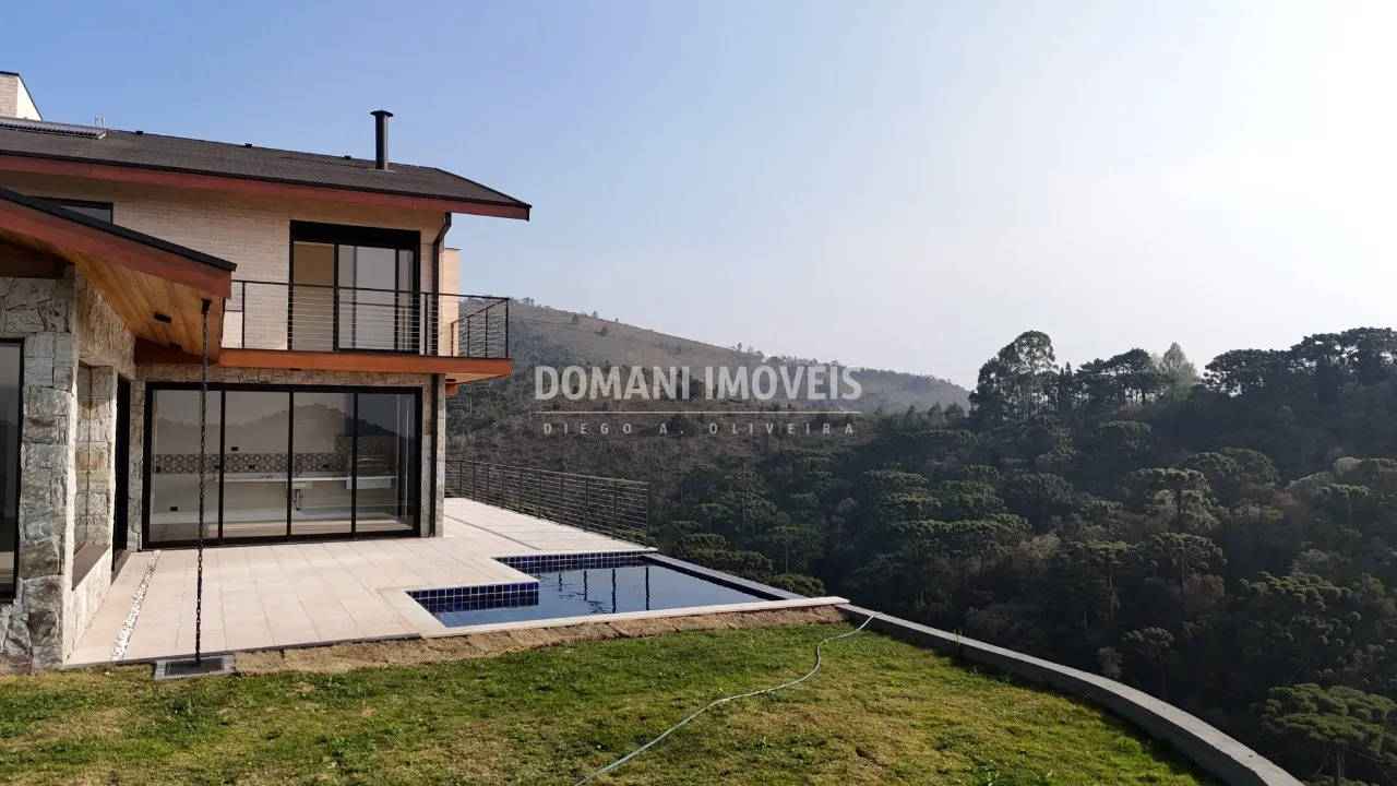 Casa à venda de 2.520 m² em Campos do Jordão, SP, Brasil