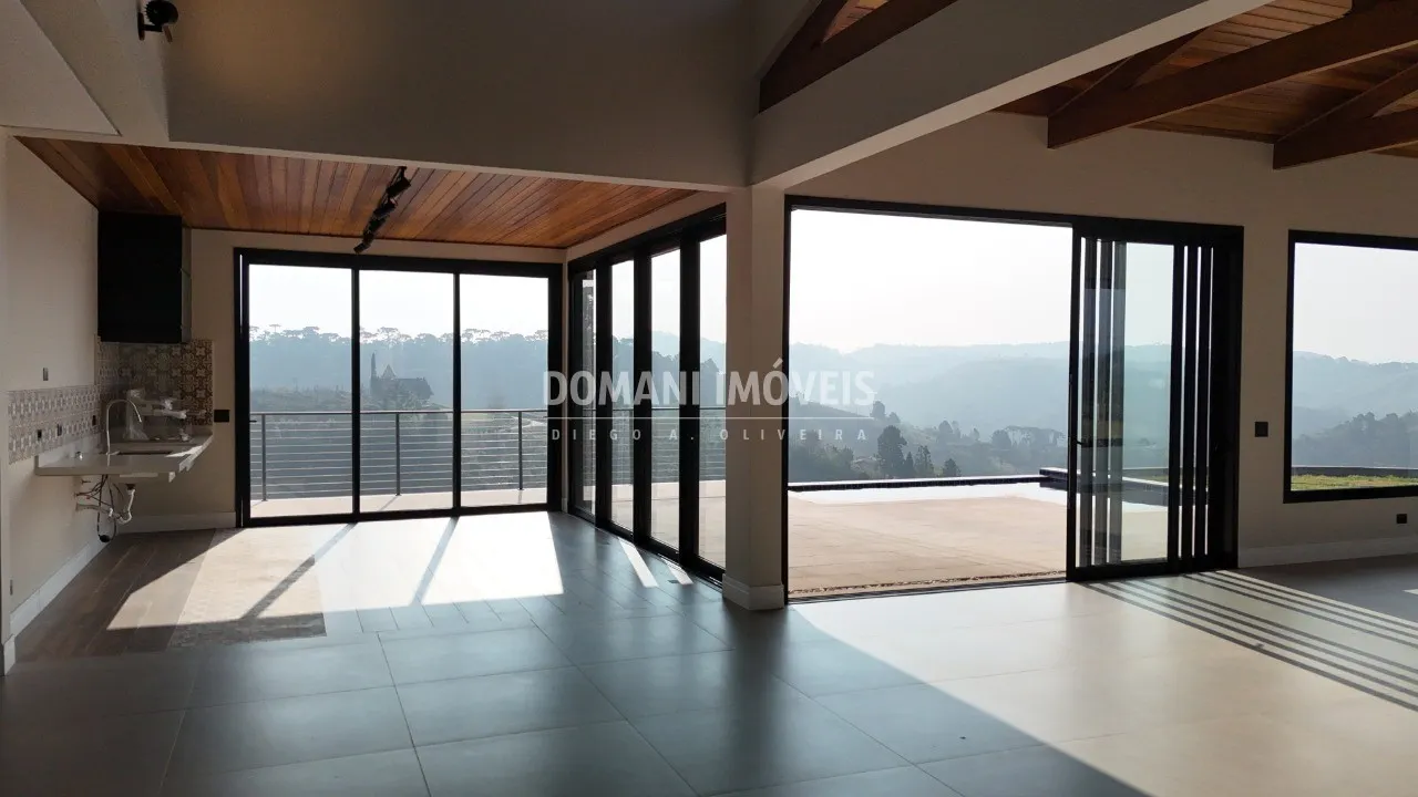 Casa à venda de 2.520 m² em Campos do Jordão, SP, Brasil