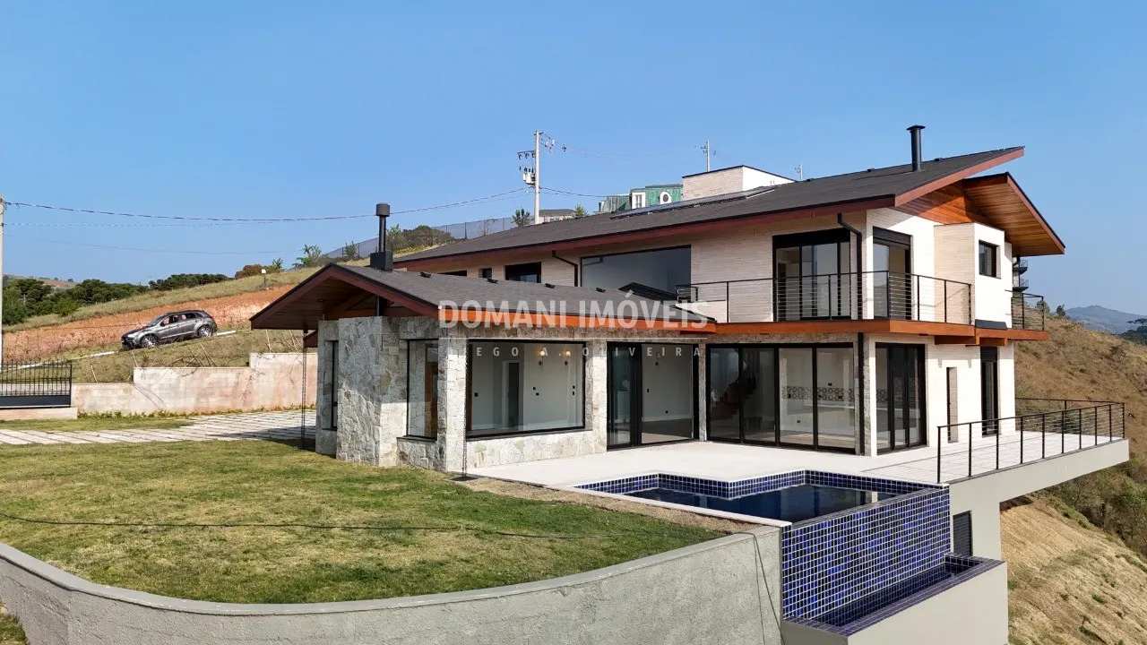 Casa à venda de 2.520 m² em Campos do Jordão, SP, Brasil