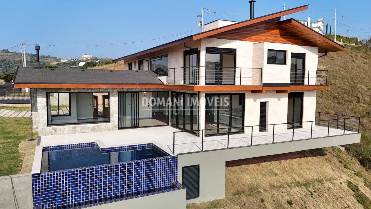 Casa à venda de 2.520 m² em Campos do Jordão, SP, Brasil