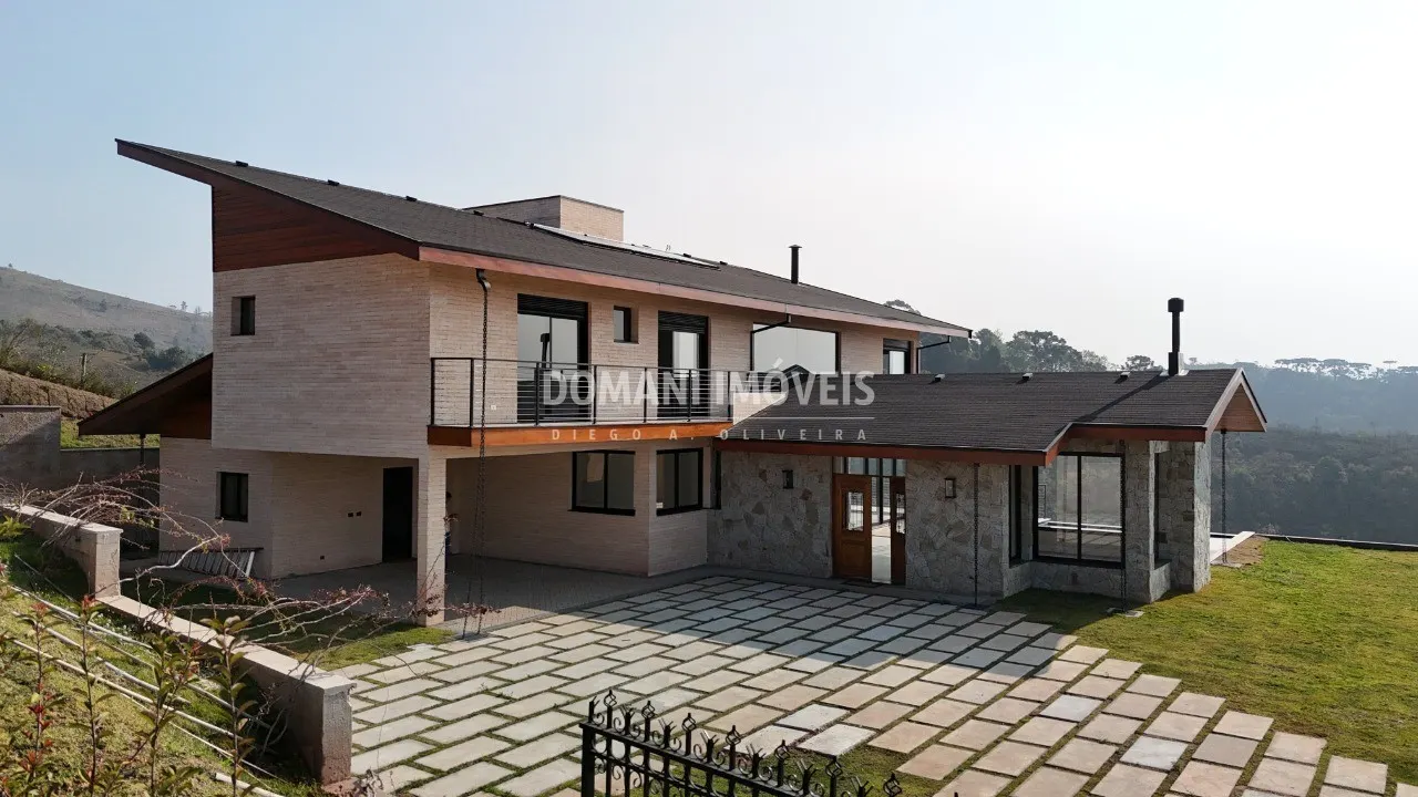 Casa à venda de 2.520 m² em Campos do Jordão, SP, Brasil