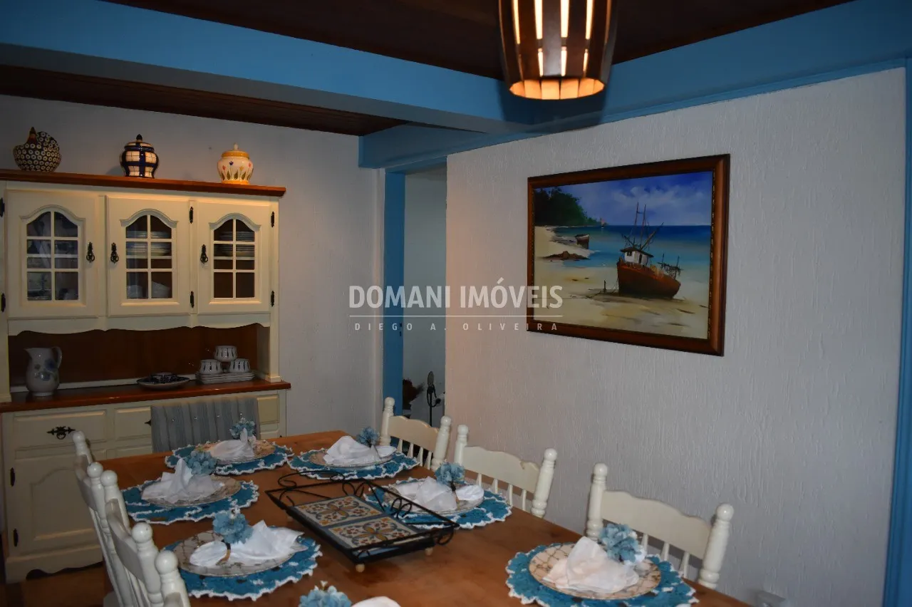 Casa à venda de 1.140 m² em Campos do Jordão, SP, Brasil