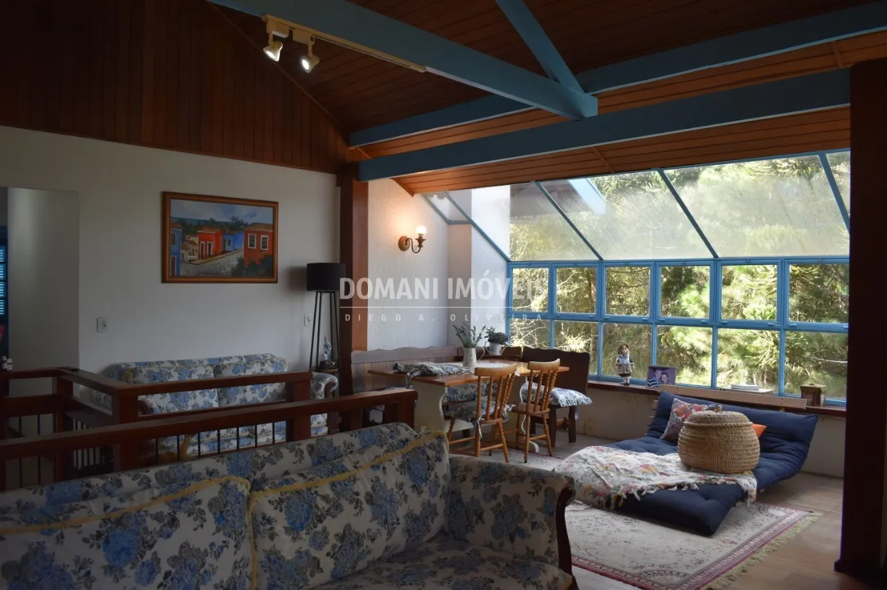 Casa à venda de 1.140 m² em Campos do Jordão, SP, Brasil