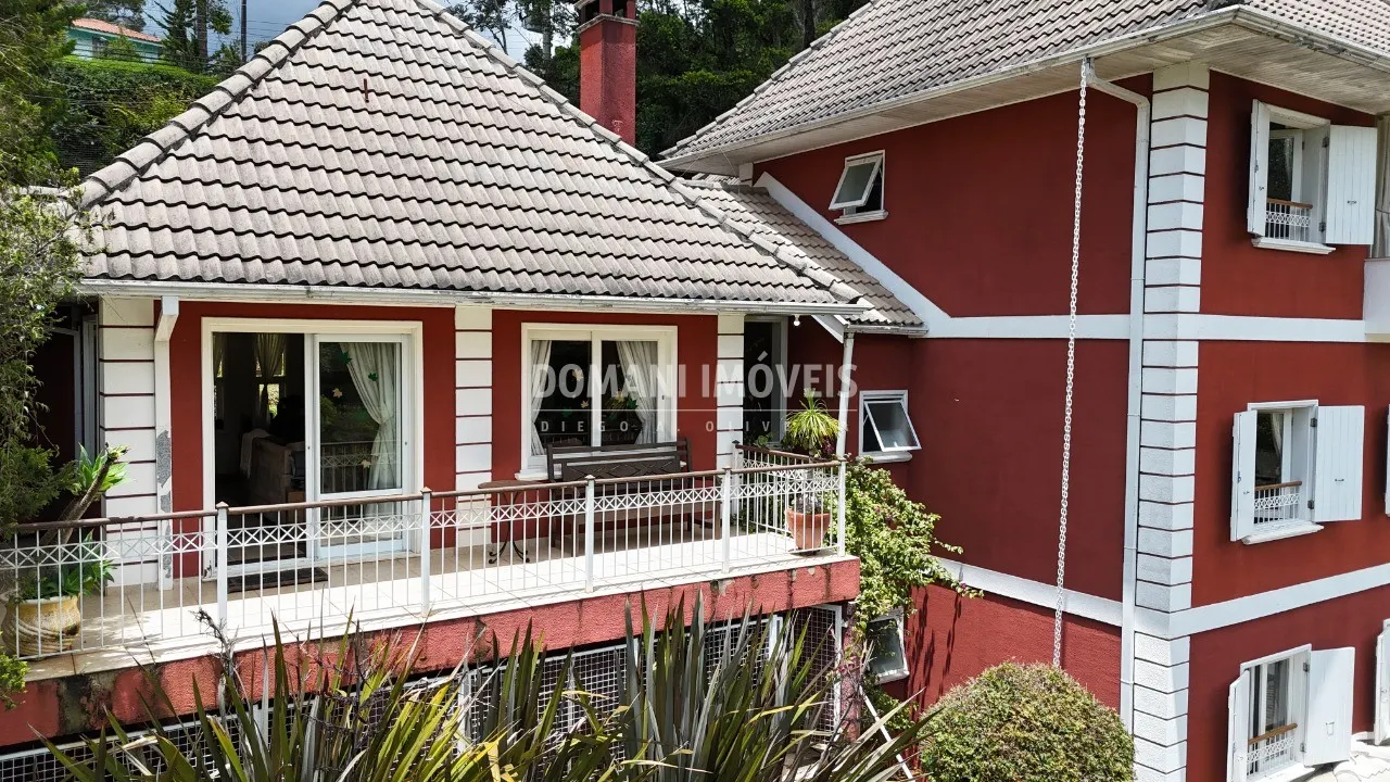 Comercial à venda de 1.040 m² em Campos do Jordão, SP, Brasil