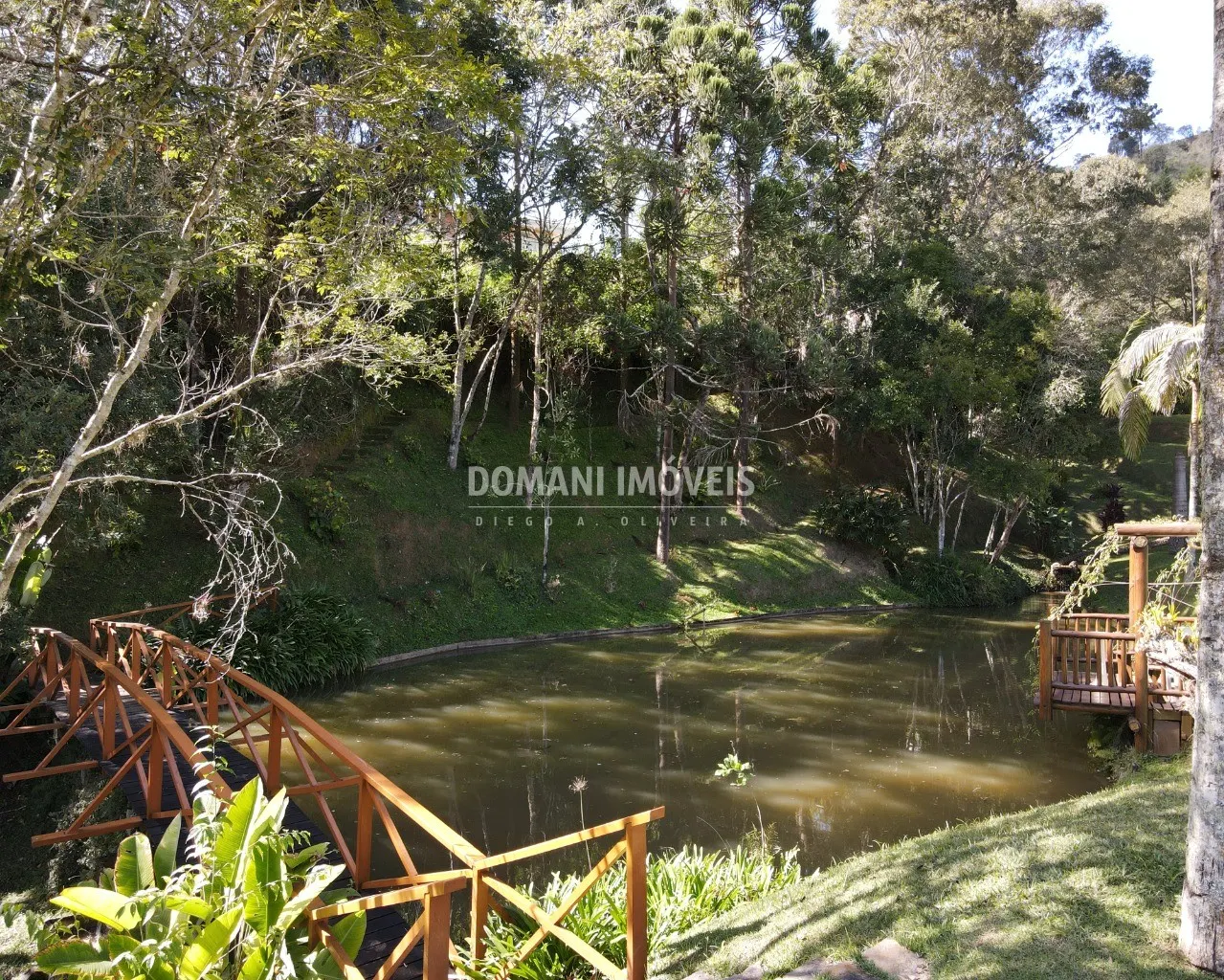 Casa à venda de 1 ha em Santo Antônio do Pinhal, SP, Brasil
