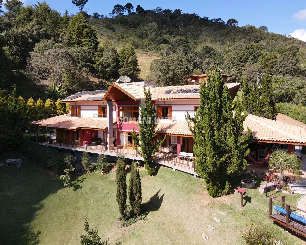 Casa à venda de 1 ha em Santo Antônio do Pinhal, SP, Brasil