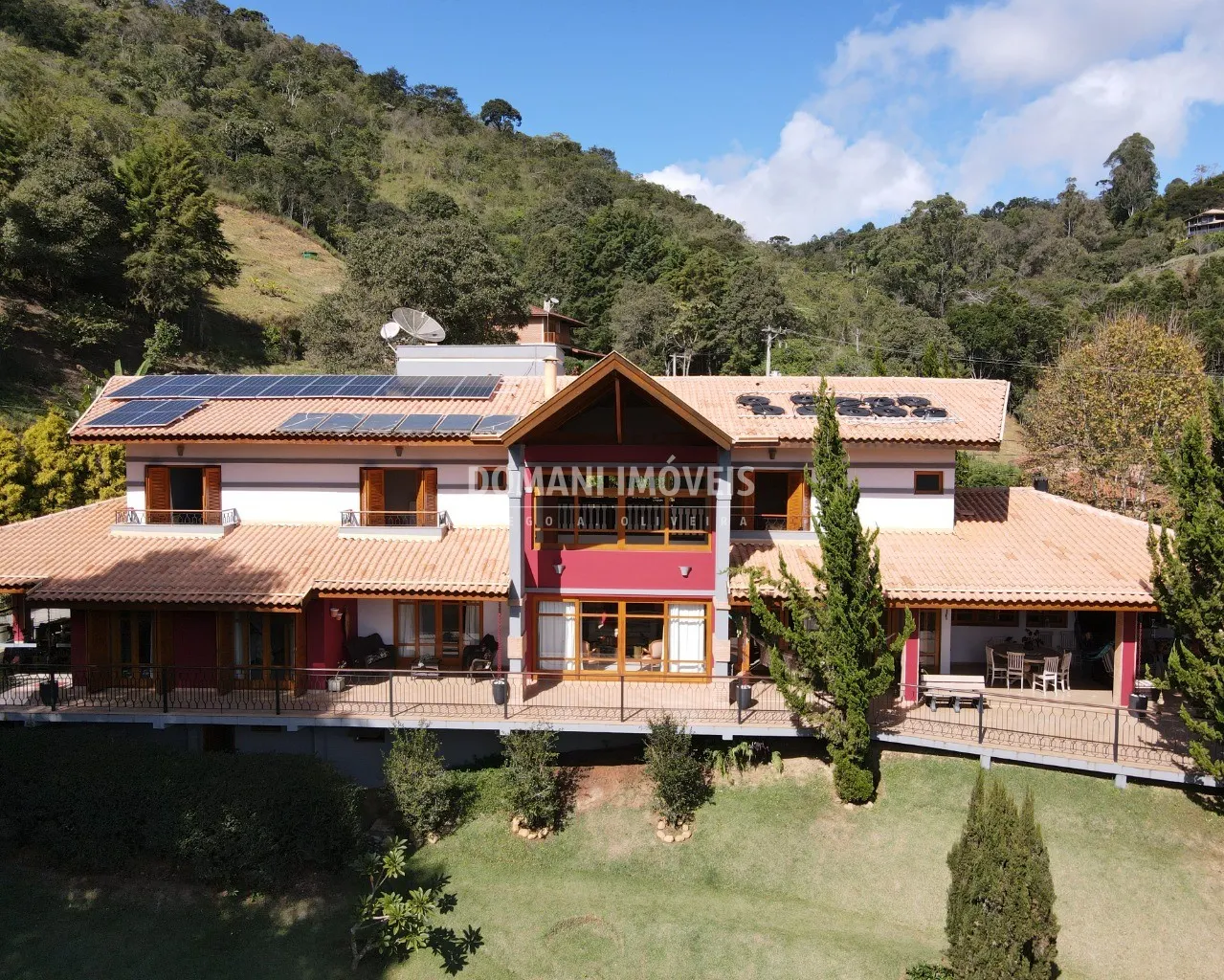 Casa à venda de 1 ha em Santo Antônio do Pinhal, SP, Brasil