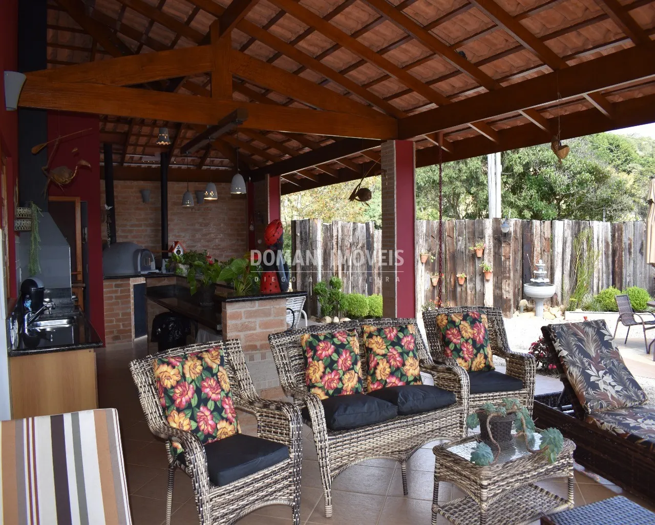 Casa à venda de 1 ha em Santo Antônio do Pinhal, SP, Brasil