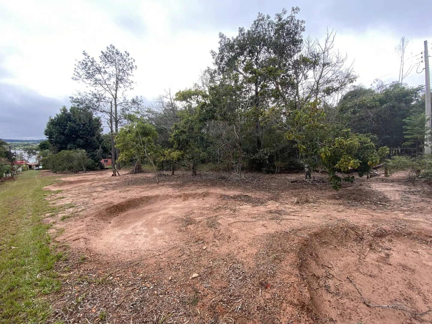 Chácara à venda de 3.000 m² em Piraju, SP, Brasil