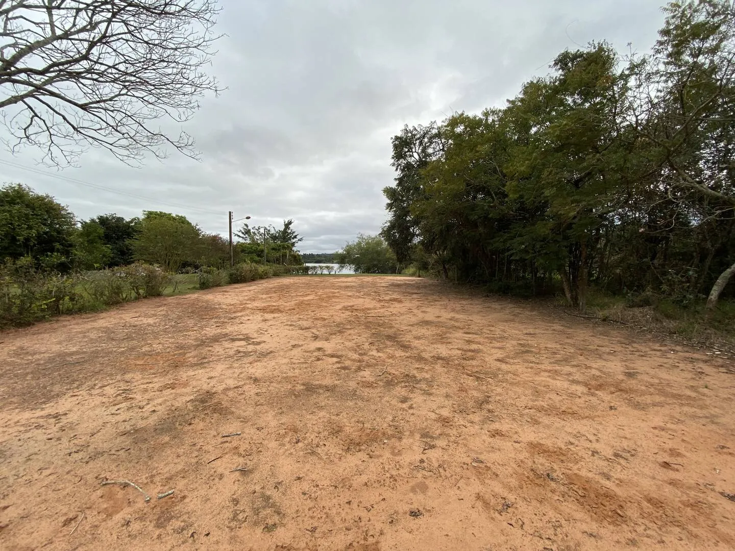 Chácara à venda de 3.000 m² em Piraju, SP, Brasil