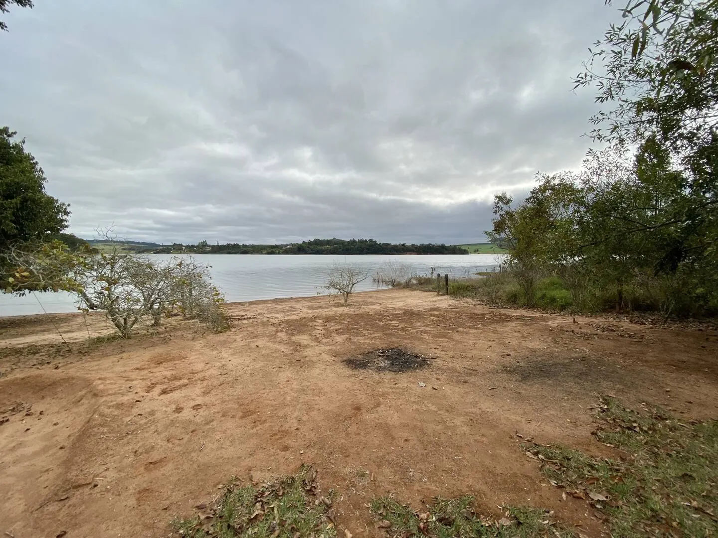 Chácara à venda de 3.000 m² em Piraju, SP, Brasil