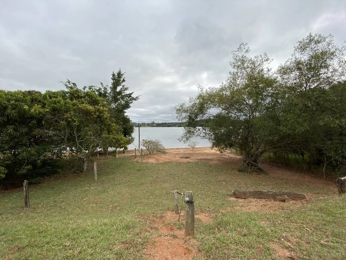 Chácara à venda de 3.000 m² em Piraju, SP, Brasil