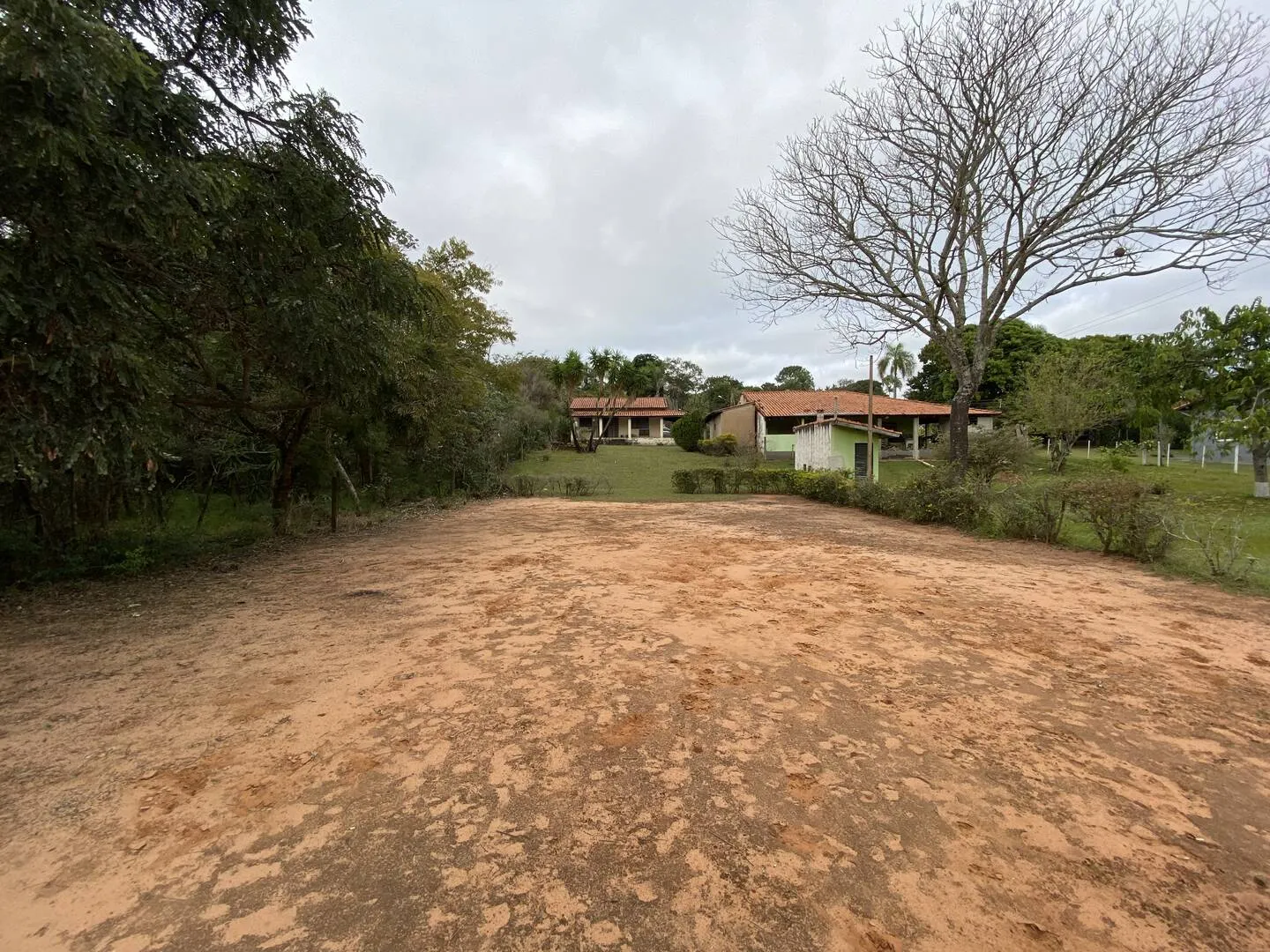 Chácara à venda de 3.000 m² em Piraju, SP, Brasil