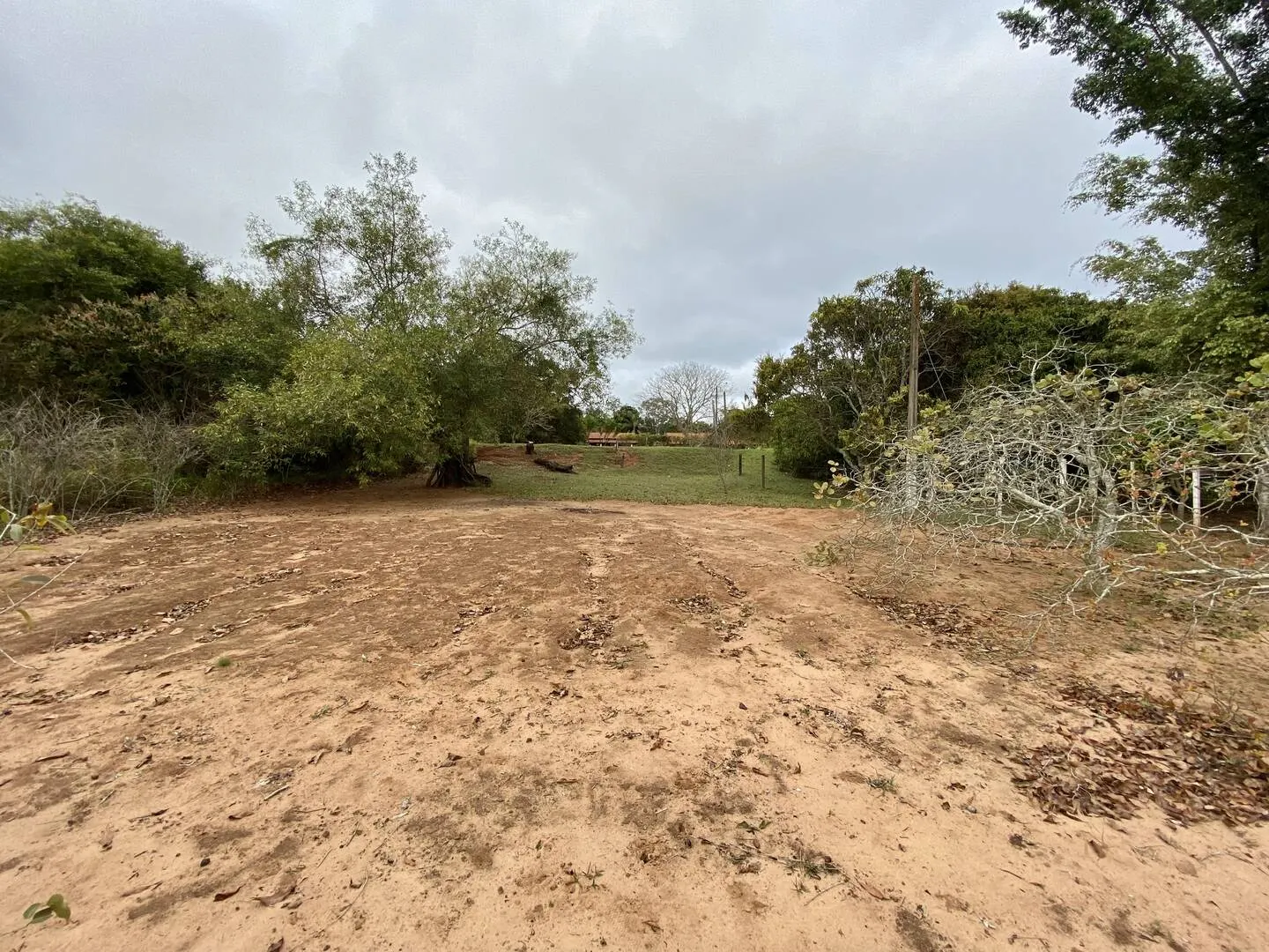 Chácara à venda de 3.000 m² em Piraju, SP, Brasil