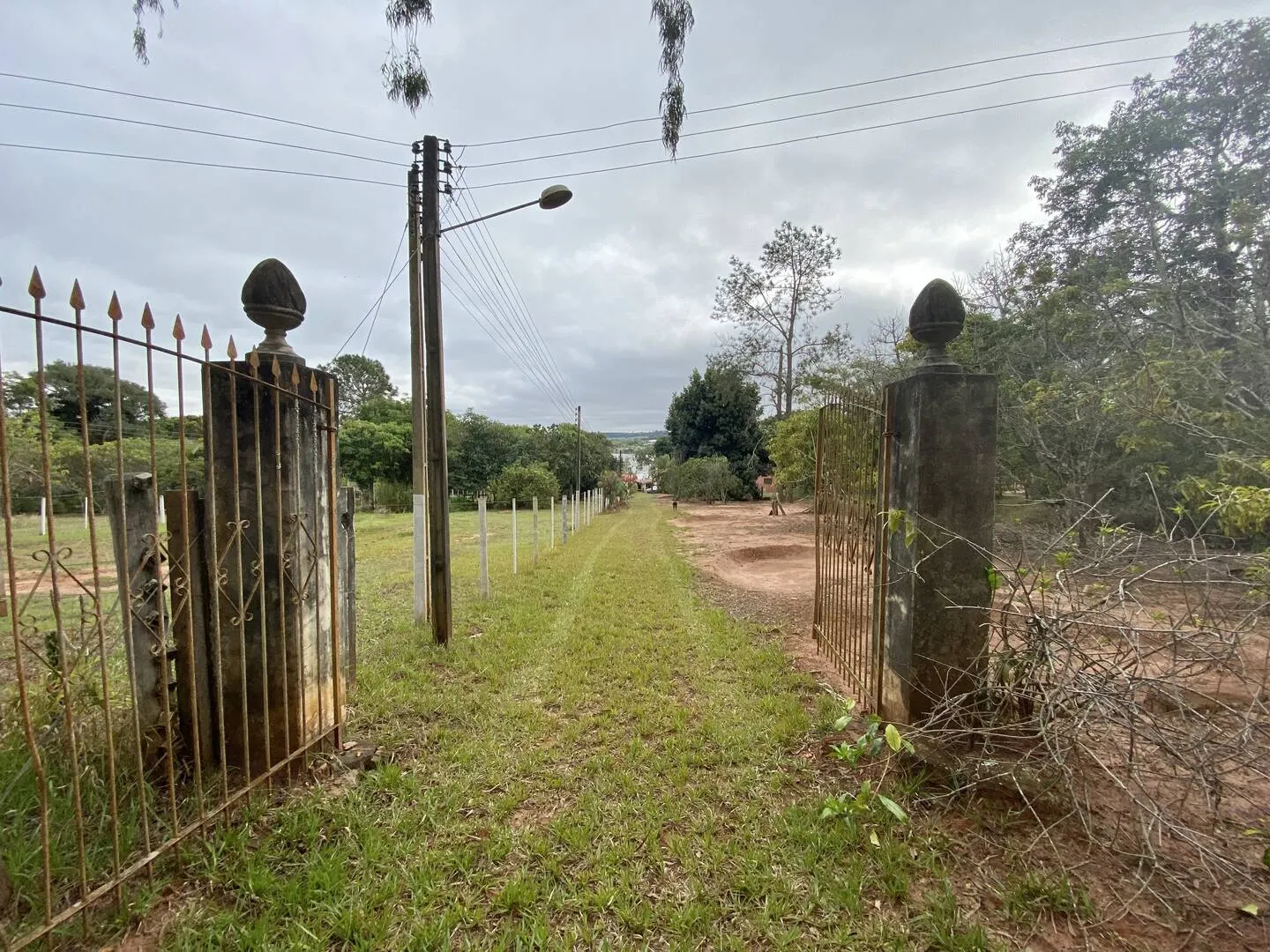 Chácara à venda de 3.000 m² em Piraju, SP, Brasil