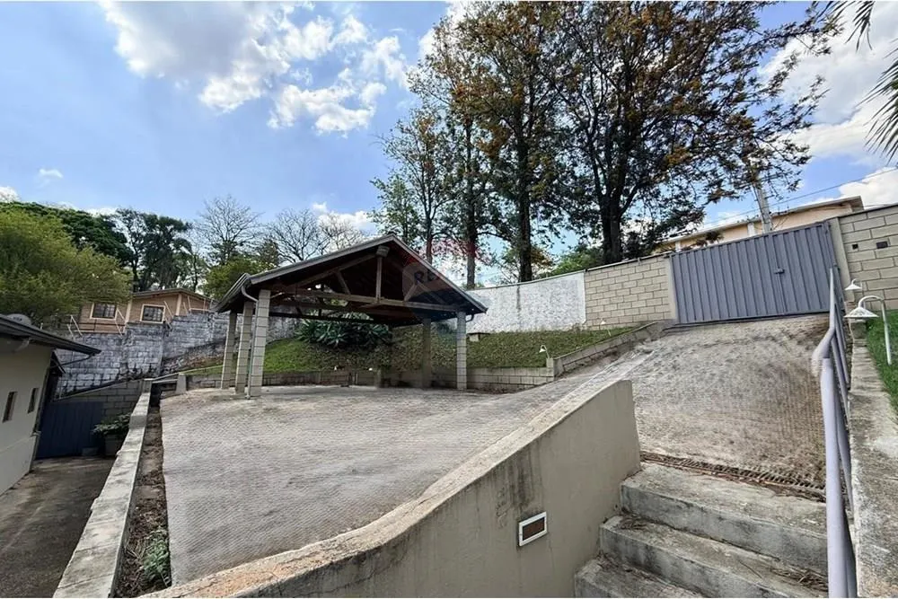 Chácara à venda de 2.000 m² em Valinhos, SP, Brasil