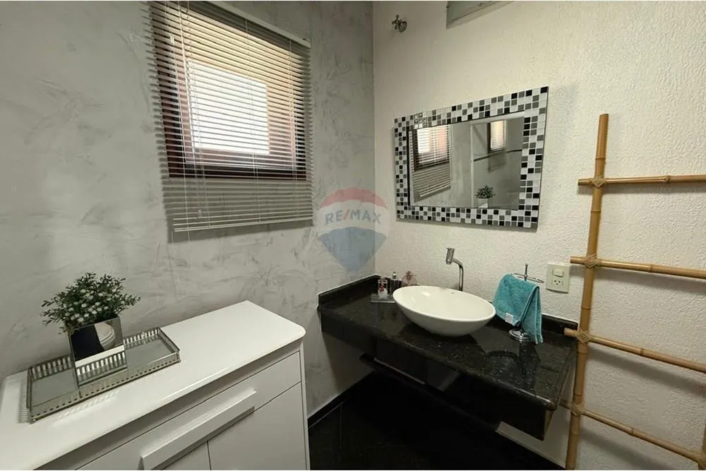 Chácara à venda de 2.000 m² em Valinhos, SP, Brasil