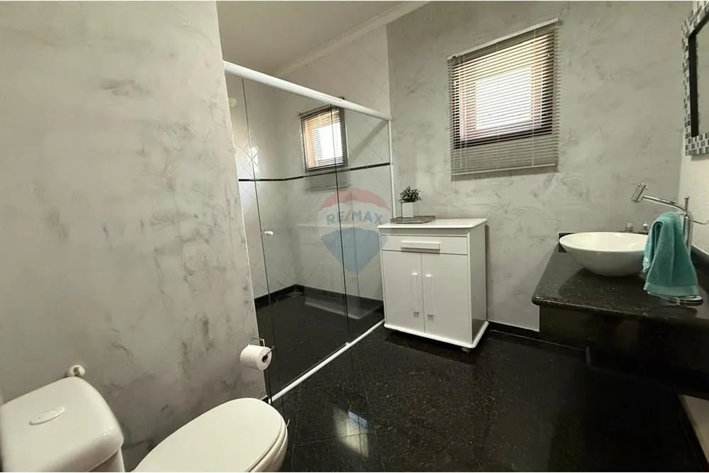 Chácara à venda de 2.000 m² em Valinhos, SP, Brasil